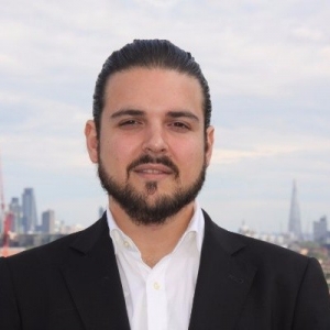 <strong>Rafael Bustamante</strong>